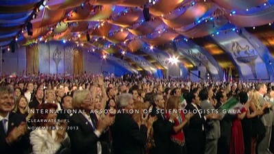 拨开迷雾：山达基教与信仰囚笼剧照的剧照