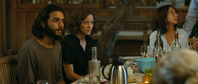 小小的白色谎言剧照的剧照