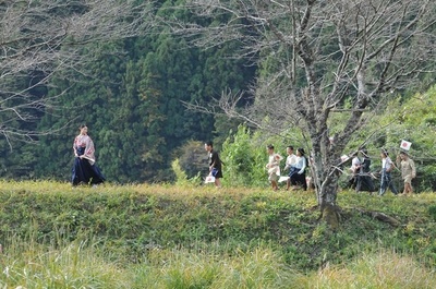 最初的路剧照的剧照