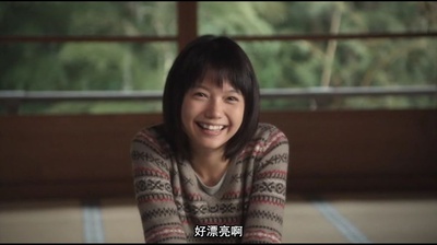 出嫁的妈妈剧照的剧照