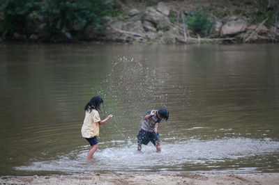 黑暗中的孩子们剧照的剧照
