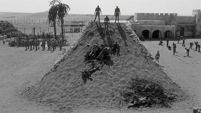 山丘战魂剧照的剧照