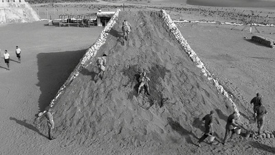 山丘战魂剧照的剧照