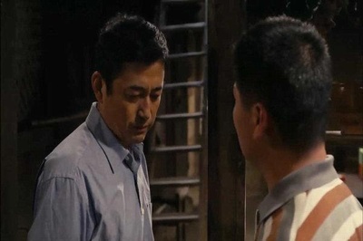 雨中的树剧照的剧照