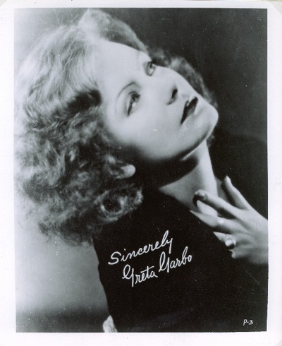 神秘女人剧照的剧照