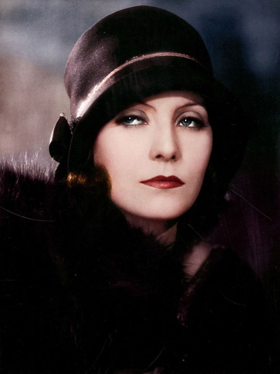 神秘女人剧照的剧照