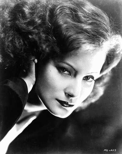 神秘女人剧照的剧照