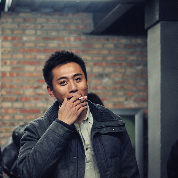 爱出色剧照的剧照