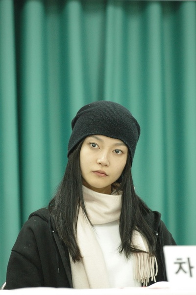 殴打诱发者剧照的剧照