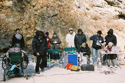 殴打诱发者剧照的剧照