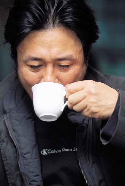 哭泣的拳头剧照的剧照