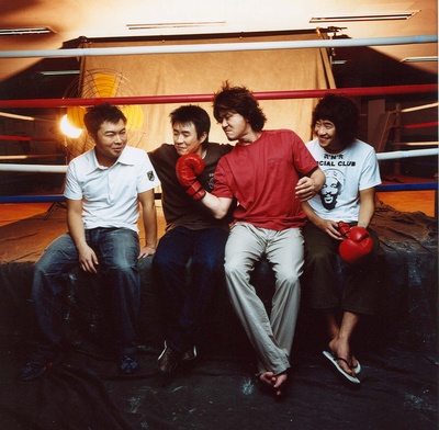 哭泣的拳头剧照的剧照