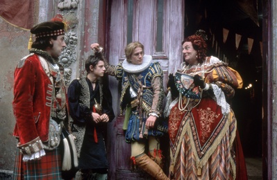 尼古拉斯·尼克贝剧照的剧照