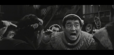 恶棍万和铁剧照的剧照