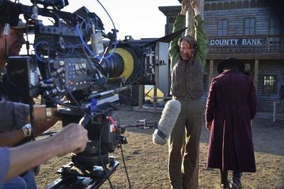 救世剧照的剧照