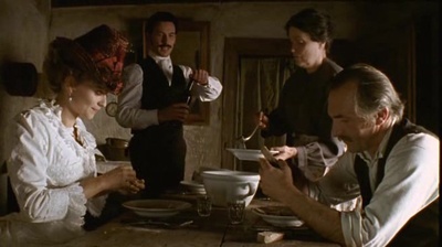 漂亮朋友剧照的剧照