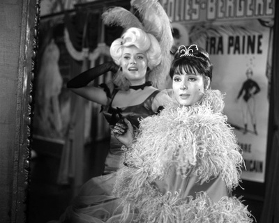 漂亮朋友剧照的剧照