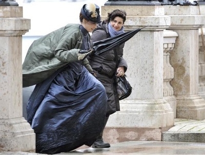 漂亮朋友剧照的剧照