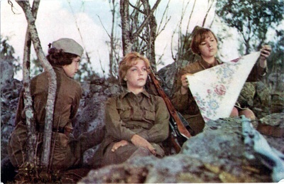 这里的黎明静悄悄剧照的剧照