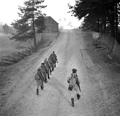 这里的黎明静悄悄剧照的剧照