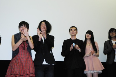 后青春期的痴剧照的剧照