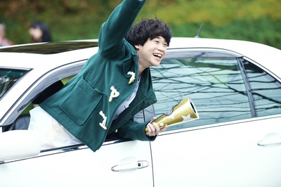 斗篷被黎明的风吹鼓剧照的剧照