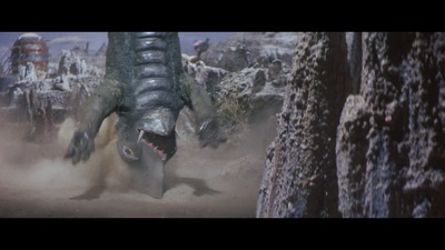 加美拉对大恶兽吉隆剧照的剧照