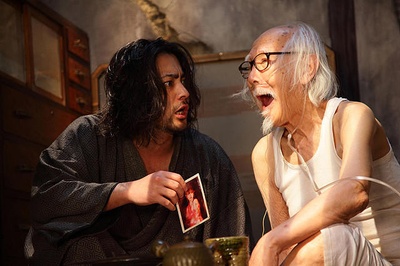 爱疯三次元剧照的剧照