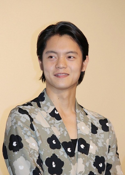 暗金丑岛君2剧照的剧照