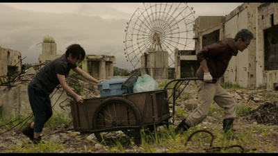 完美的蛇颈龙之日剧照的剧照