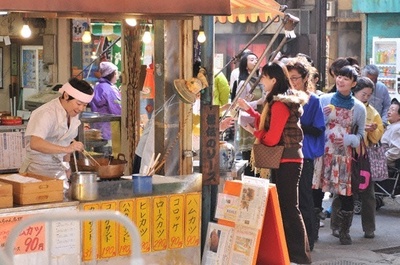 绝不流泪剧照的剧照