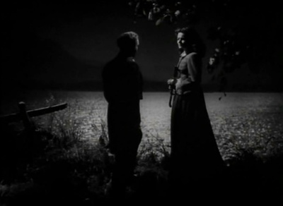 饥恶山峦剧照的剧照