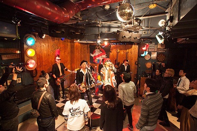 プレイルーム剧照的剧照