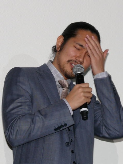 乘列车前行剧照的剧照