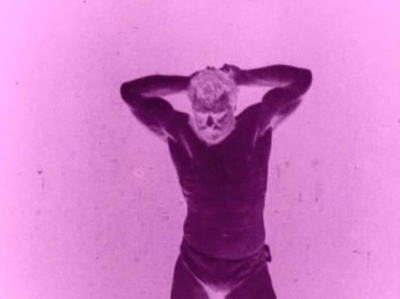 电影就是女孩和手枪剧照的剧照