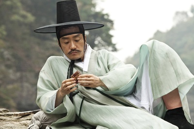 朝鲜名侦探：高山乌头花的秘密剧照的剧照