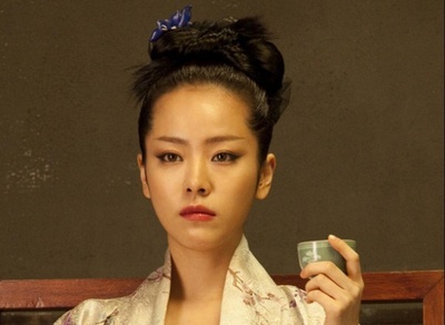 朝鲜名侦探：高山乌头花的秘密剧照的剧照