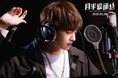 月半爱丽丝剧照的剧照