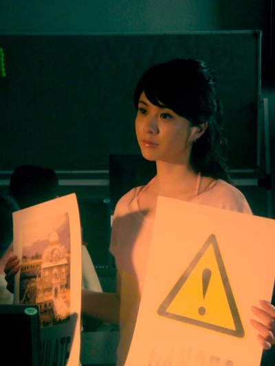 霓虹灯下新哨兵剧照的剧照