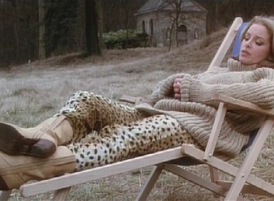 中产阶级式疯狂剧照的剧照