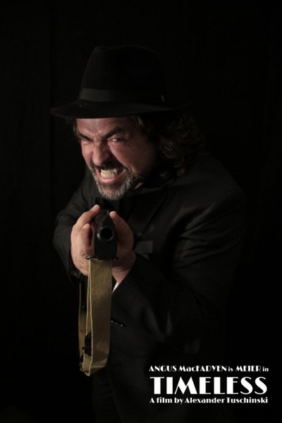 Timeless剧照的剧照