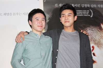 啐啄同时剧照的剧照