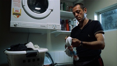 双手剧照的剧照