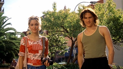 双手剧照的剧照