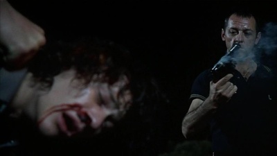 双手剧照的剧照