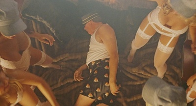 真情假爱剧照的剧照