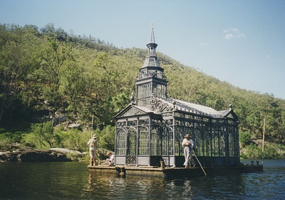 奥斯卡与露辛达剧照的剧照