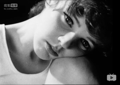 一个女孩的故事剧照的剧照