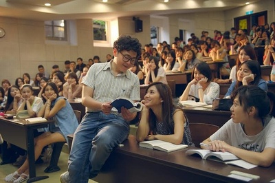 我们全家不太熟剧照的剧照