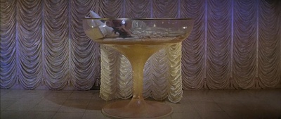 傻女十八变剧照的剧照